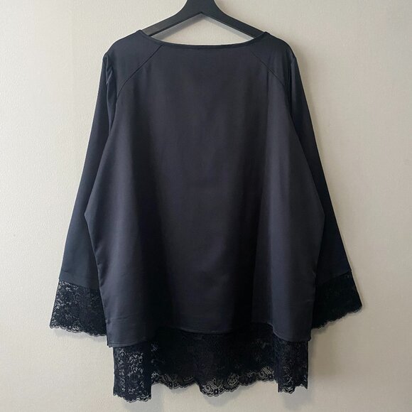 NWT Isaac Mizrah Live! Black Satin Lace Cuffs/Hem Blouse - Picture 2 of 13